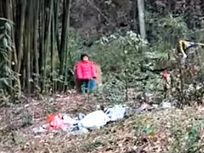 Chinese toddler abandoned in graveyard