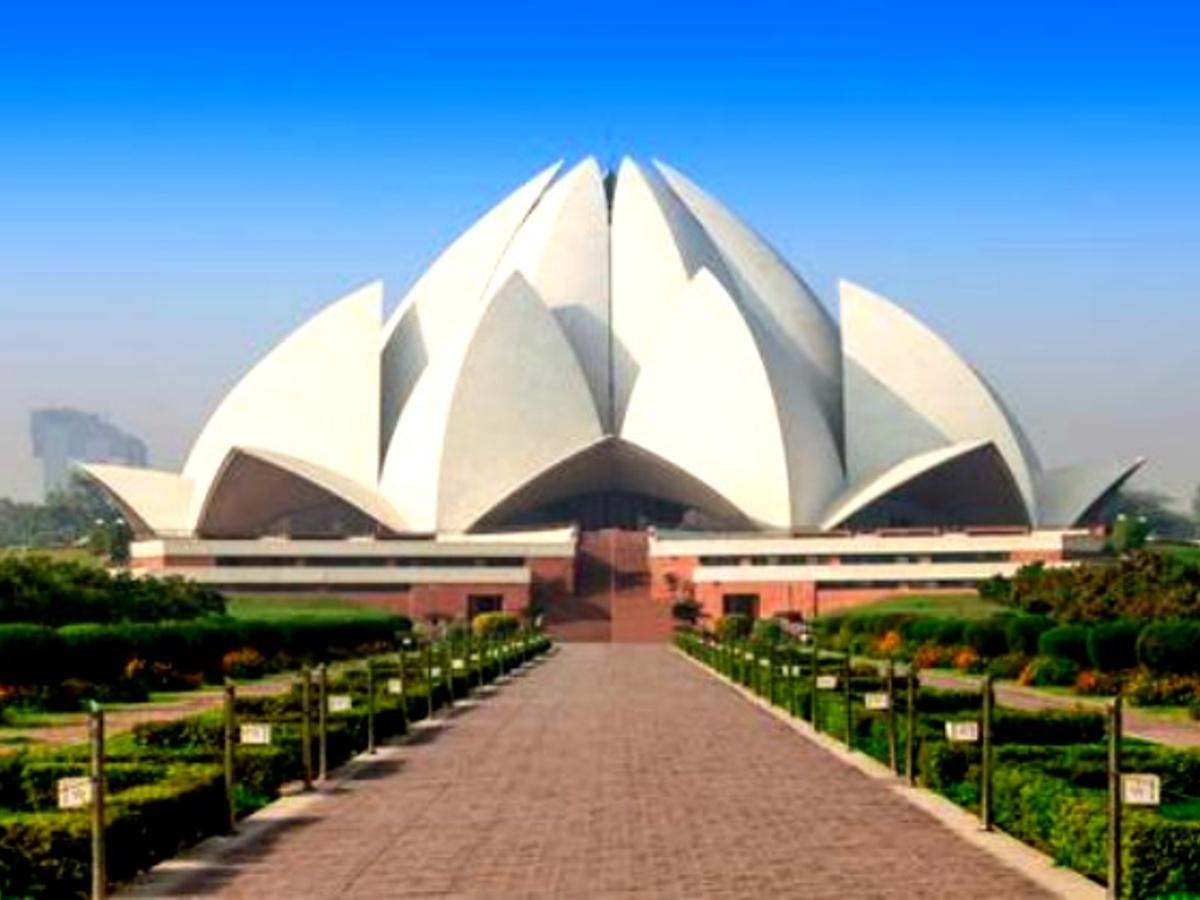 Here's Why Delhi's Iconic Lotus Temple Is Out Of The World ...