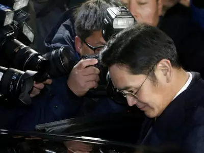 Samsung Chief Lee Arrested On Corruption Charges Deepening Company’s Misfortune