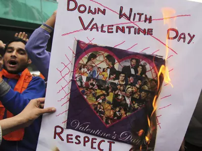 This valentine day join bajrang dal for brutalising fun