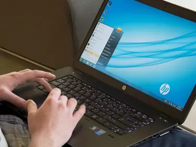 HP Recalls 101000 Laptop Batteries Fearing They Catch Fire, Check If You’re Affected