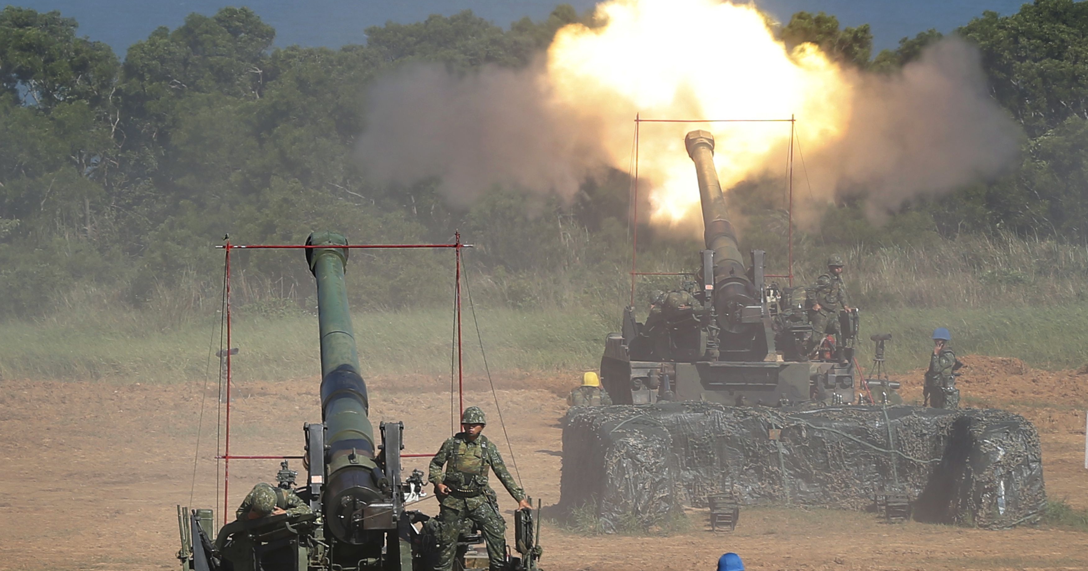 India Is Conducting Exhaustive Field Trials Of Ultra-Light Howitzers In ...