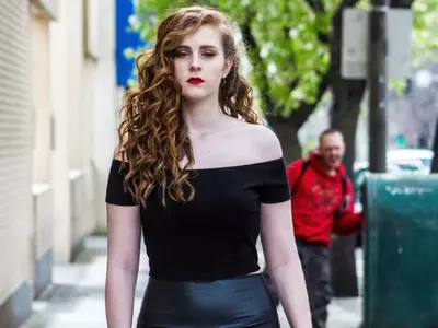 Photo Captures The Exact Moment A Woman Got Catcalled