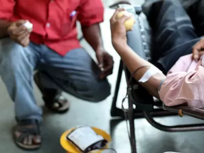 Delhi Cops Donated Blood To The Burglar Who Opened Fire At Them