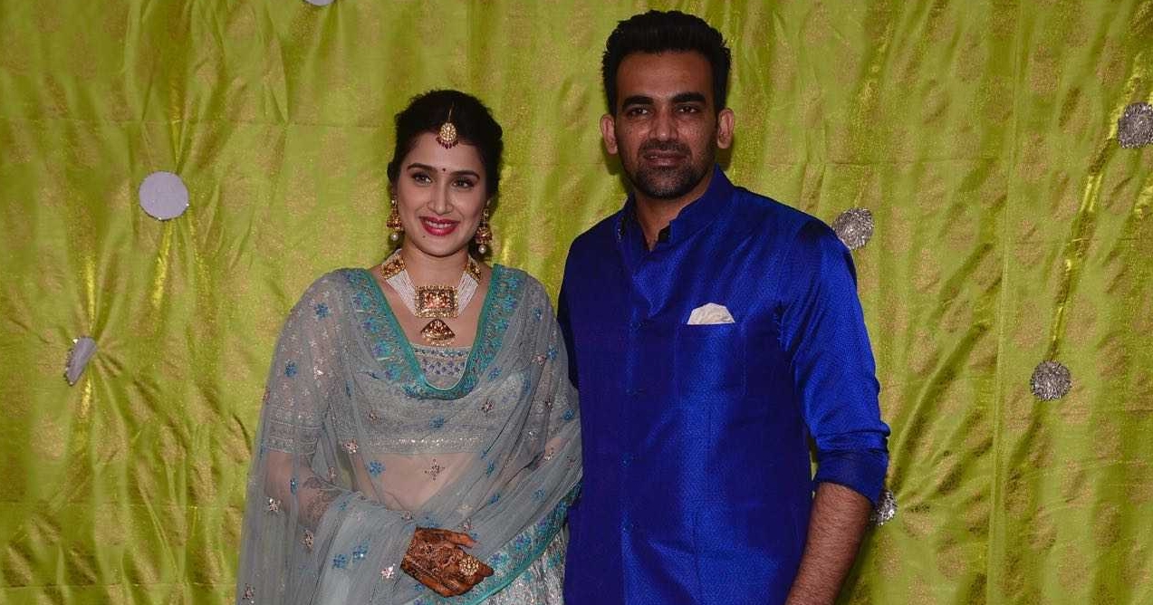 Zaheer Khan And Sagarika Ghatge Look Like A Dream As They Pose For Paps ...