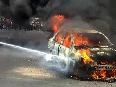 cab passenger burn to death