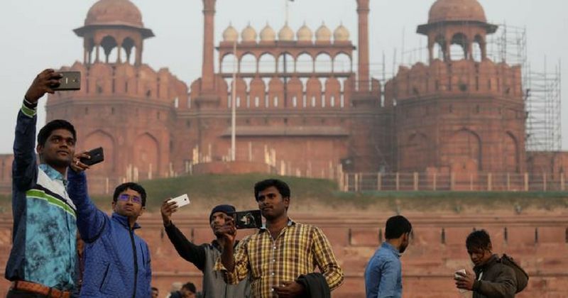 Killer Selfies Pave The Way For No Selfie Zones Which Will Hit