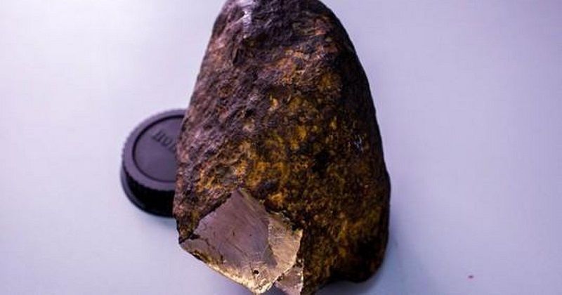 A Meteorite Came To Earth With A New Mineral That We've Never Seen Before