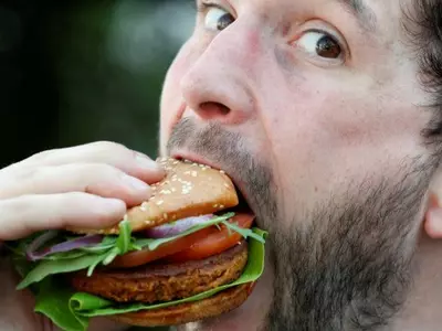Eating burger without getting fat