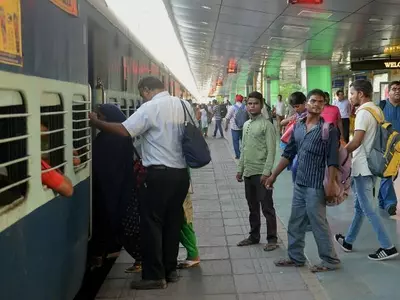 Absentee Railway Employees On  Long Unauthorised Leaves To Be Sacked