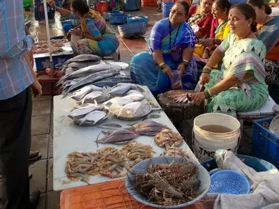 Fishermen Offended By Supreme Court Judge Justice Chandrachud Fish Market