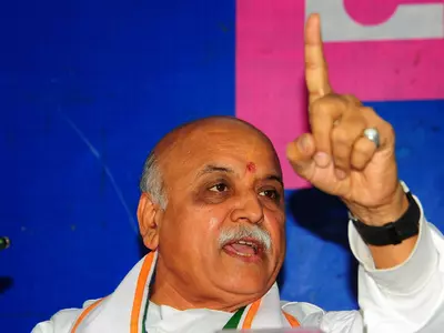 RSS To Axe Togadia attack govt