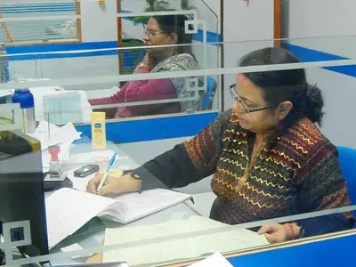 SBI Levies Rs 3050 Fine For Not Maintaining Minimum Balance