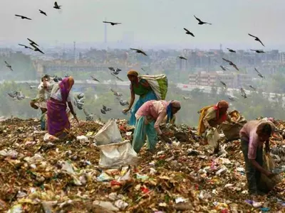 'Delhi’s Garbage & Overflowing Landfills A Legacy Issue; Trash Can’t Be Cleared Overnight'