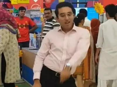 guy dancing on laung laachi, baig, guy dancing on punjabi song