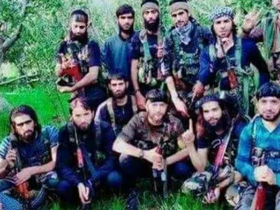 Hizbul Mujahideen Releases Burhan Squad-like Group Photo