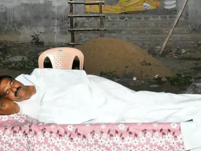 M MLA sleeps in crematorium in chase away fear among workers