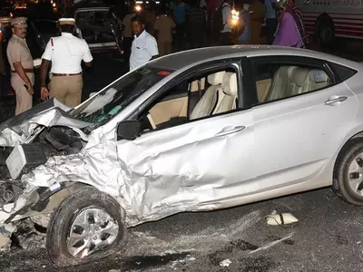 Mumbai car aaccident