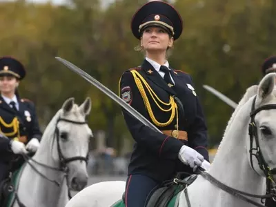 Russian policewoman/Sputnik