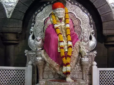 Shirdi Temple Trust Donates Rs 71 Cr To 4 Medical Colleges
