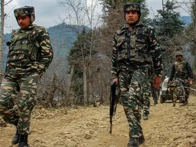 Massive Search Operation Underway In Kupwara After Five Security Personnel