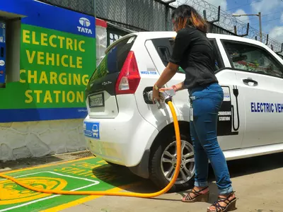 electric vehicles to be 25% of sales by 2023