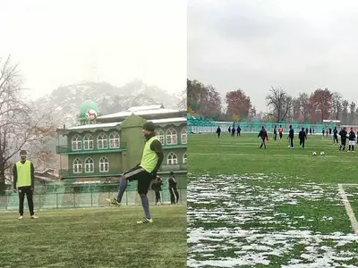 Real Kashmir is practicing in the snow