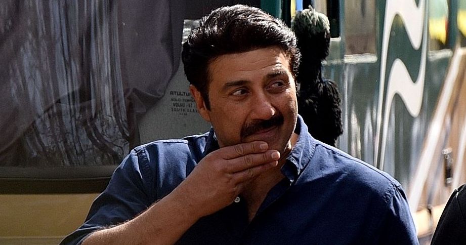 Sunny Deol Admits He Has Never Read A Movie Script In His ...