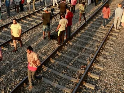 Amritsar train accident, people, train, Navjot Kaur Sidhu, Jalandhar express, Joda Phatak, warning