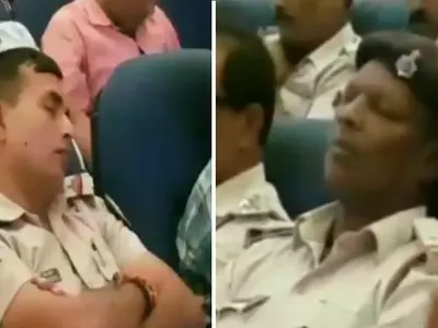 Cops Caught Sleeping During A Briefing On Law And Order