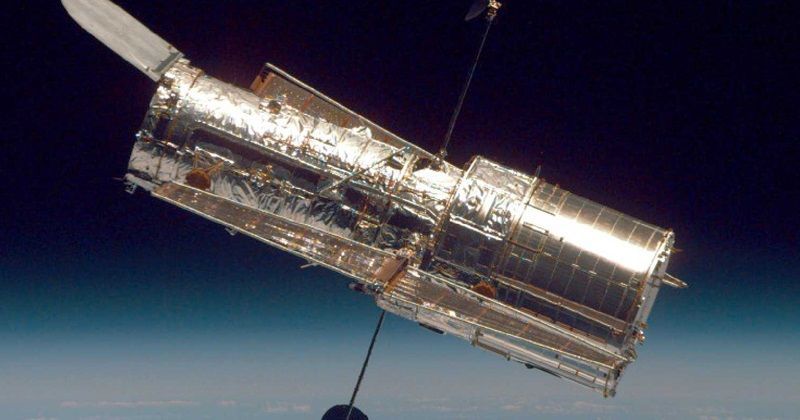 After Nearly 30 Years, The Hubble Telescope Has Gone Offline And May ...