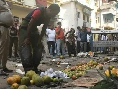 Kolkata, bomb blast, dumdum area, Nagerbazar, Bibhas Ghosh, Sita, hospital