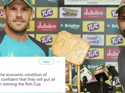Pakistan and Australia have a trophy like a biscuit