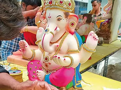Paper Ganesha Idols Gain Popularity In The City