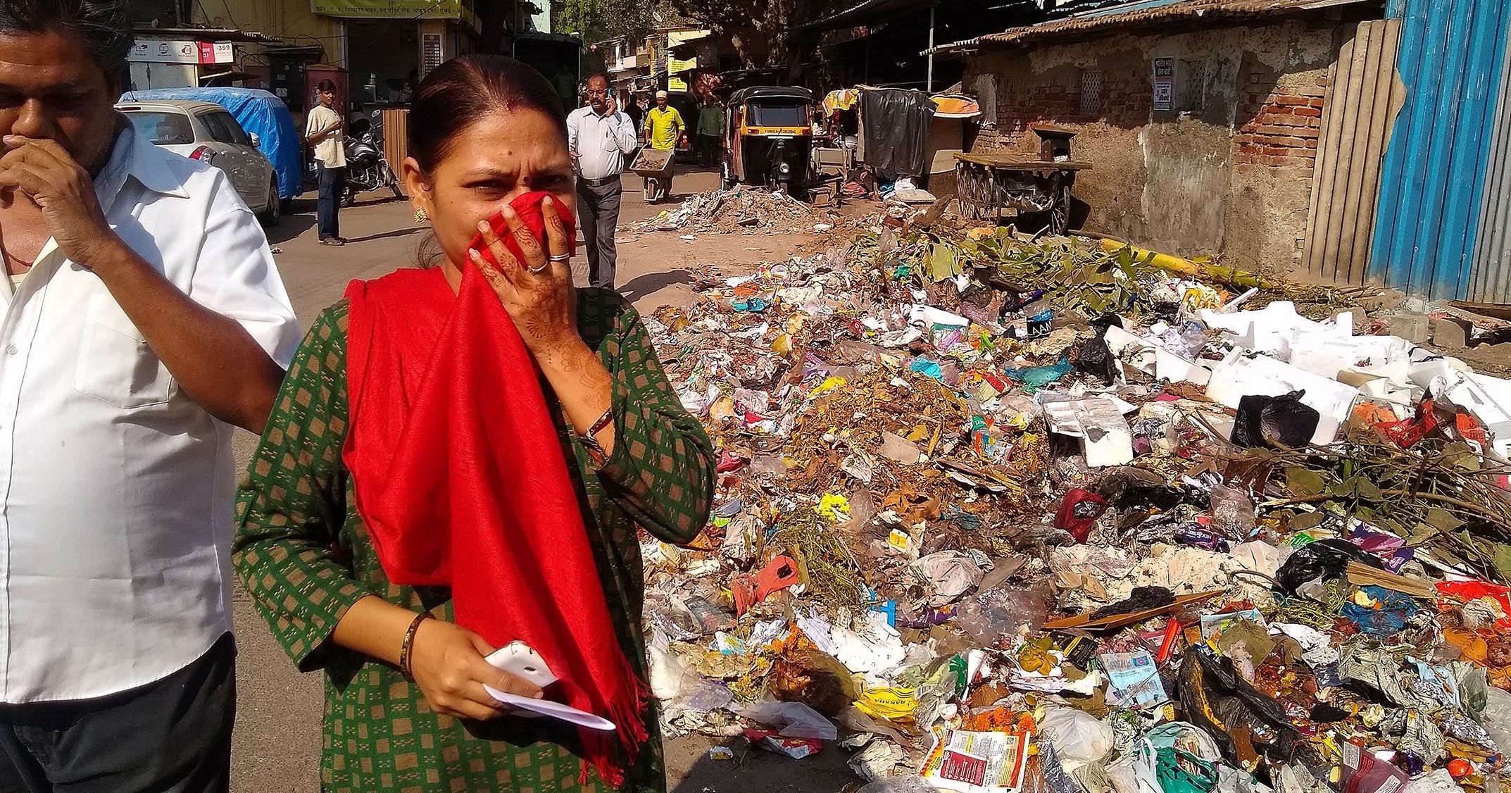 कूड़े के ढेर ले सकते हैं हमारी जान, पर कैसे? Heap of Garbage Is Taking