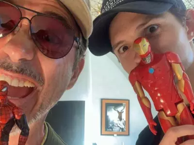 Amid Sony-Marvel Split, Tom Holland Shares Photos With Robert Downey Jr & Fans Are Emotional