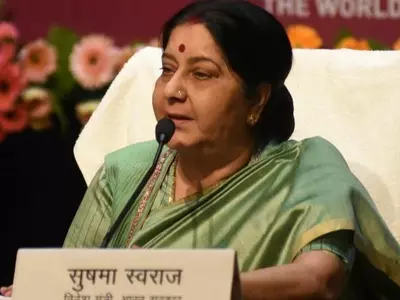 Leaders Pay Tribute To Sushma Swaraj, J&K Remains Cut Off + More Top News