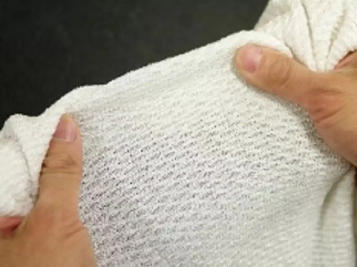 Garment-makers bet on 'cooling' fabrics as temperatures rise - The