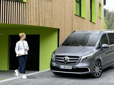 Mercedes-Benz Electric Minivan, Mercedes-Benz Concept, Mercedes-Benz Electric Vehicle, Electric Van,