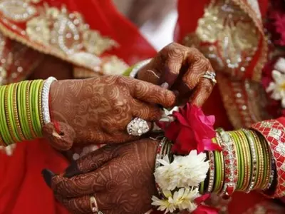 brides, indian women marry each other, lesbian, indian lesbians, up women marry each other