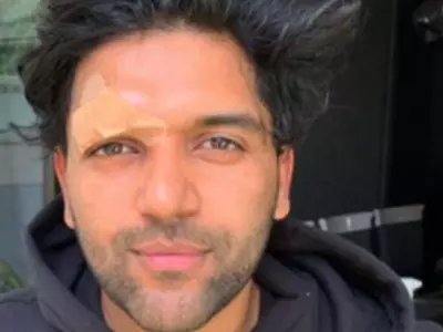 Guru Randhawa Receives 4 Stitches After Fan Punches Him, Vows To Never Perform In Canada Again