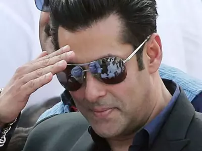 Journalist files complaint against Salman Khan for allegedly assaulting and robbing him.