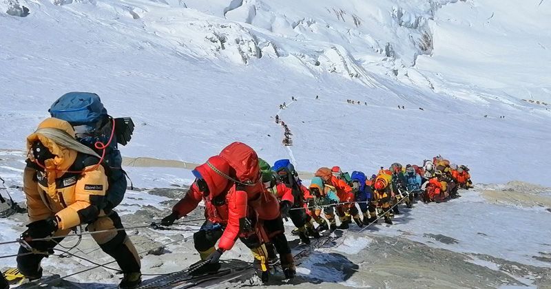 Nepal Looks To Limit Mount Everest Access After 11 Die During Climbing ...