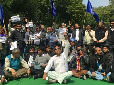 Protesters Call Out Modi Govt For Violation Of Tribals’ Rights, Say He Must Go Back To Gujarat