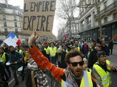 yellow-vest protests, France, demonstration, Paris, 19th weekend