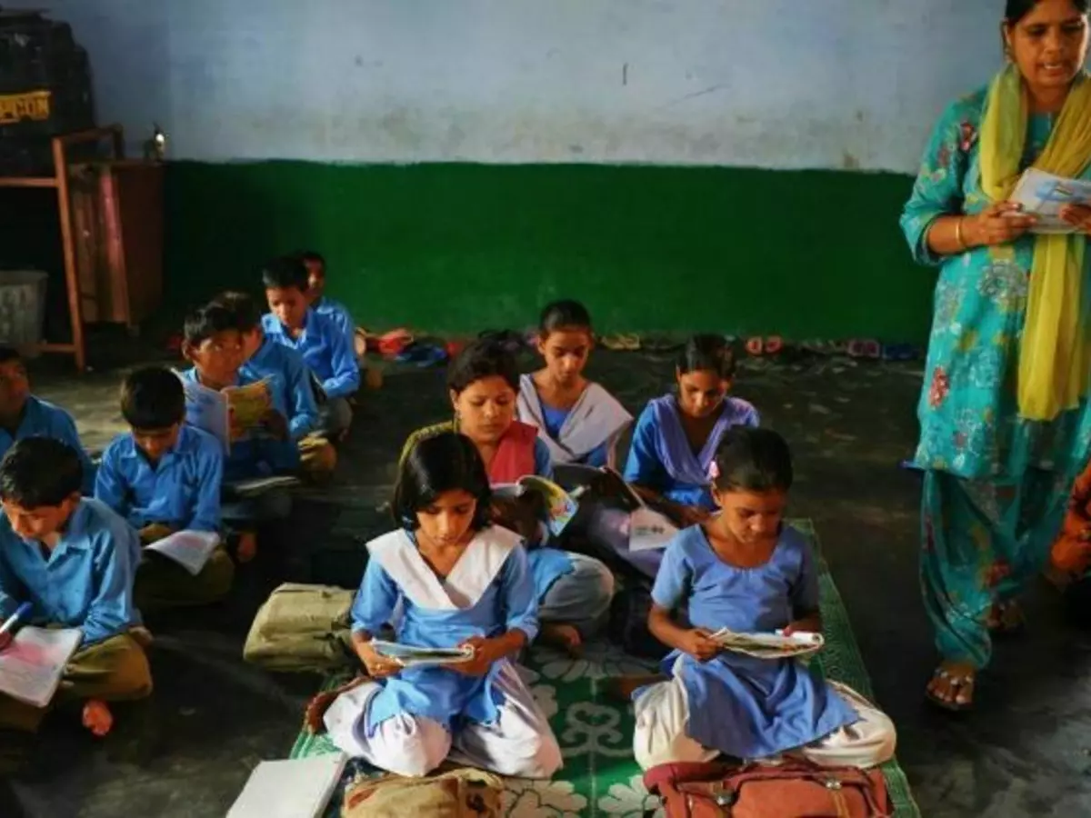 After Roti-Salt Debacle, Uttar Pradesh Government Distributes Poor Quality Bags & Shoes To School Ch After Roti-Salt Debacle, Uttar Pradesh Government Distributes Poor Quality Bags & Shoes To School Ch