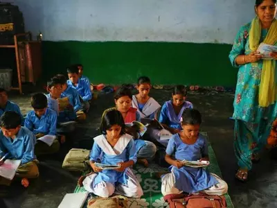 After Roti-Salt Debacle, Uttar Pradesh Government Distributes Poor Quality Bags & Shoes To School Ch