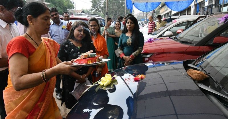 Automobile sales job in ahmedabad