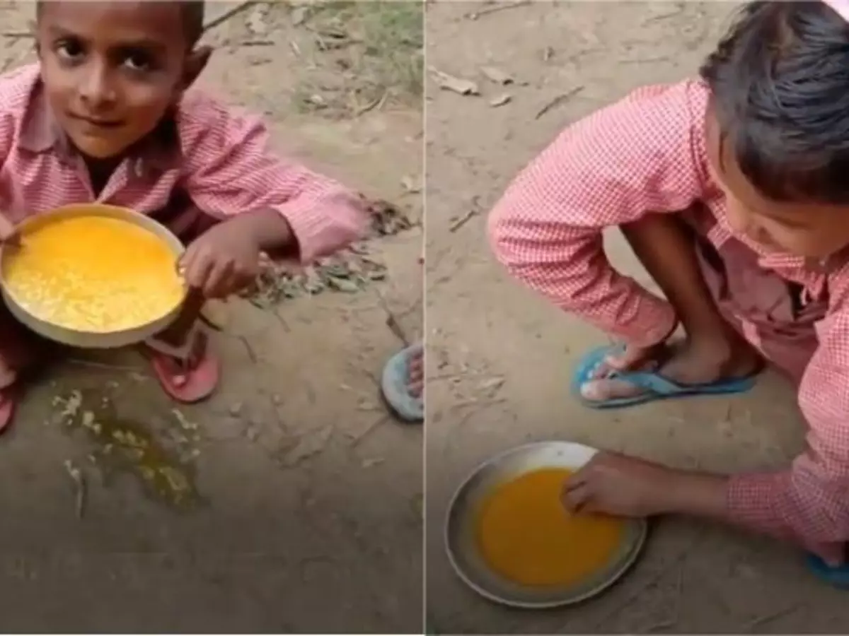 Primary School Students Forced To Eat ¡®Turmeric-Rice¡¯ For Mid-Day Meal In Uttar Pradesh Primary School Students Forced To Eat ¡®Turmeric-Rice¡¯ For Mid-Day Meal In Uttar Pradesh