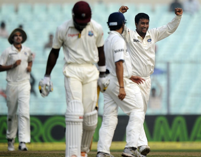 India bowl out West Indies for 153 runs on Day 3